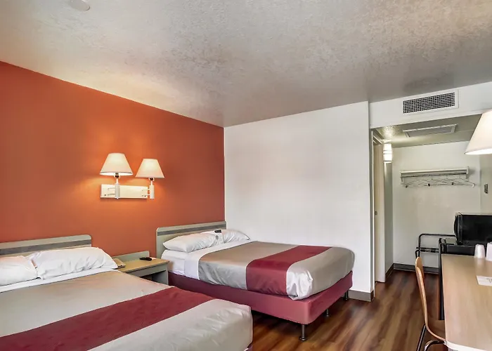 Motel 6-Medford, OR