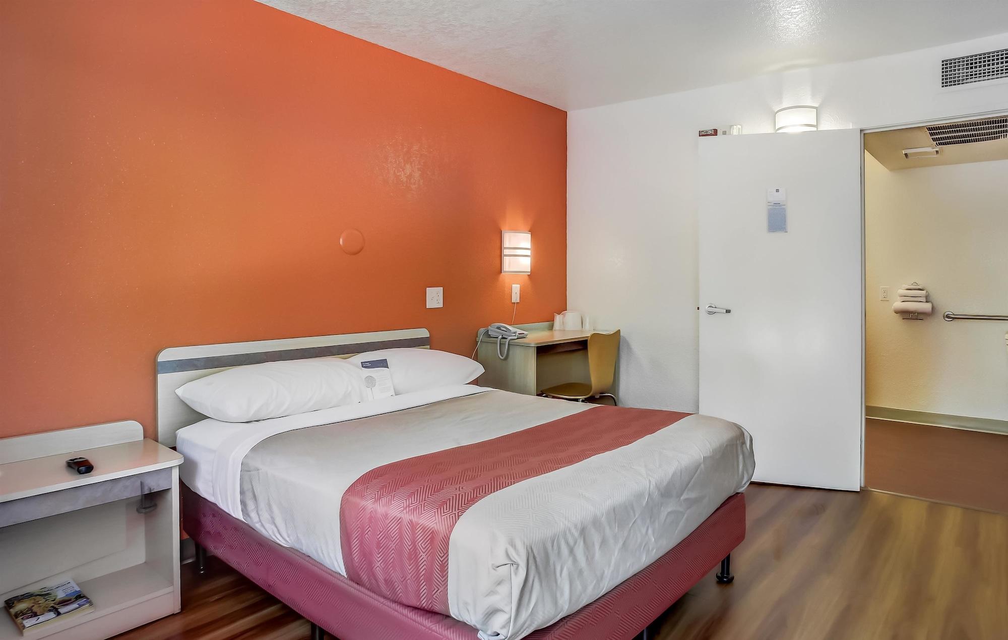 6-medford, Or Hotel