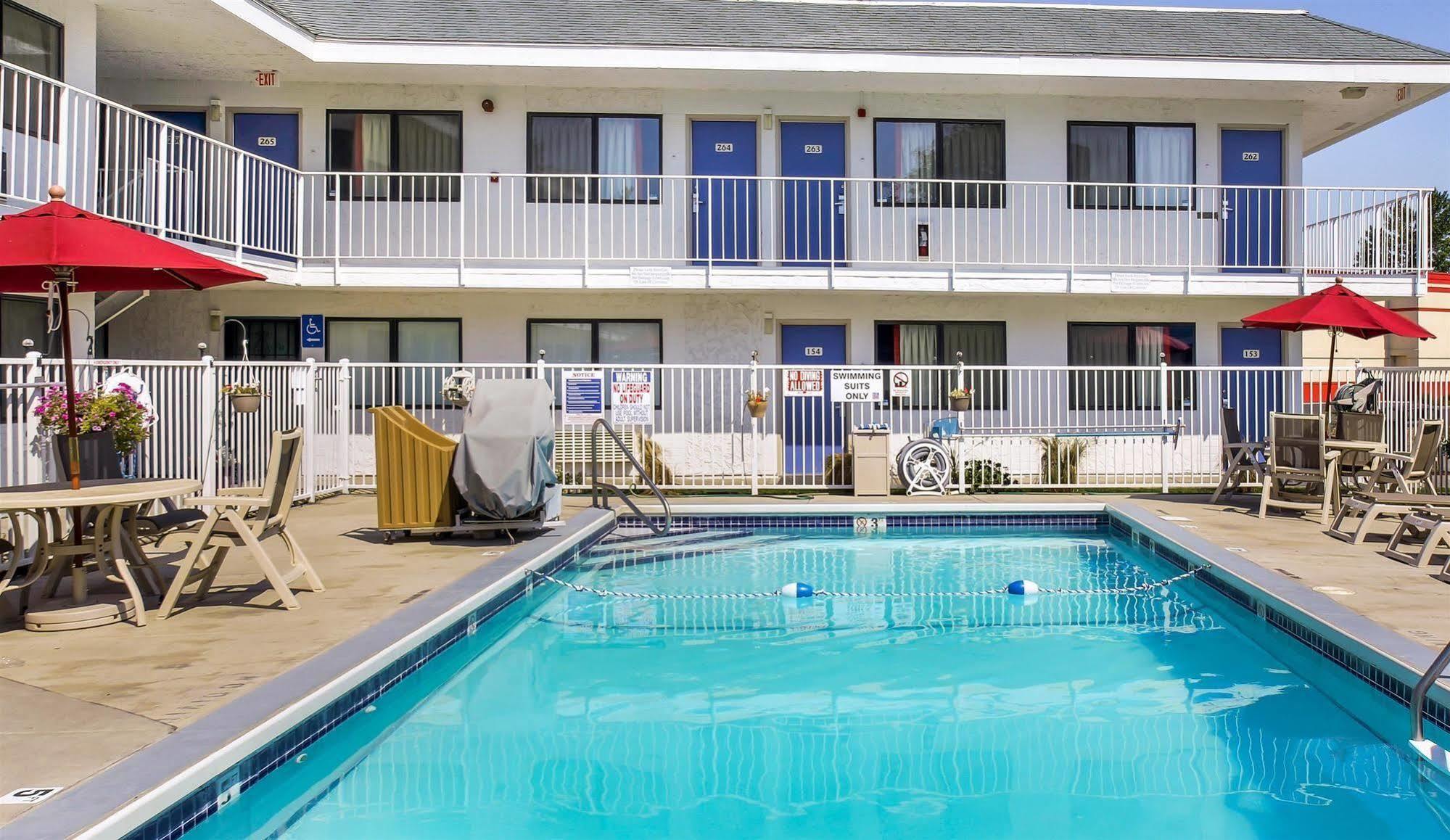 6-medford, Or Hotel 2*